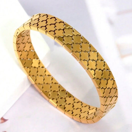 Gold Tone Clover Cuff