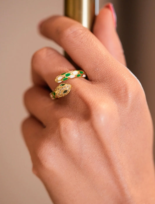 Masha Snake Green Ring